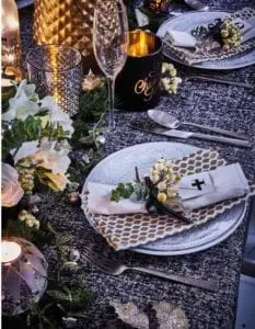 dobbise-table-1