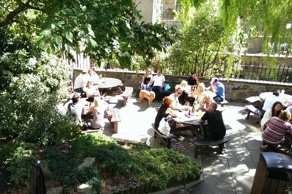 beer gardens in Edinburgh