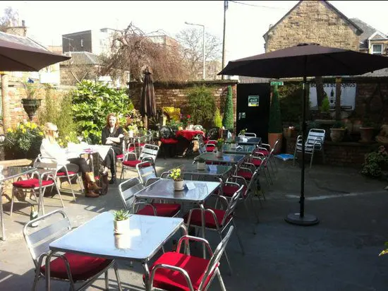 Beer Gardens in Edinburgh