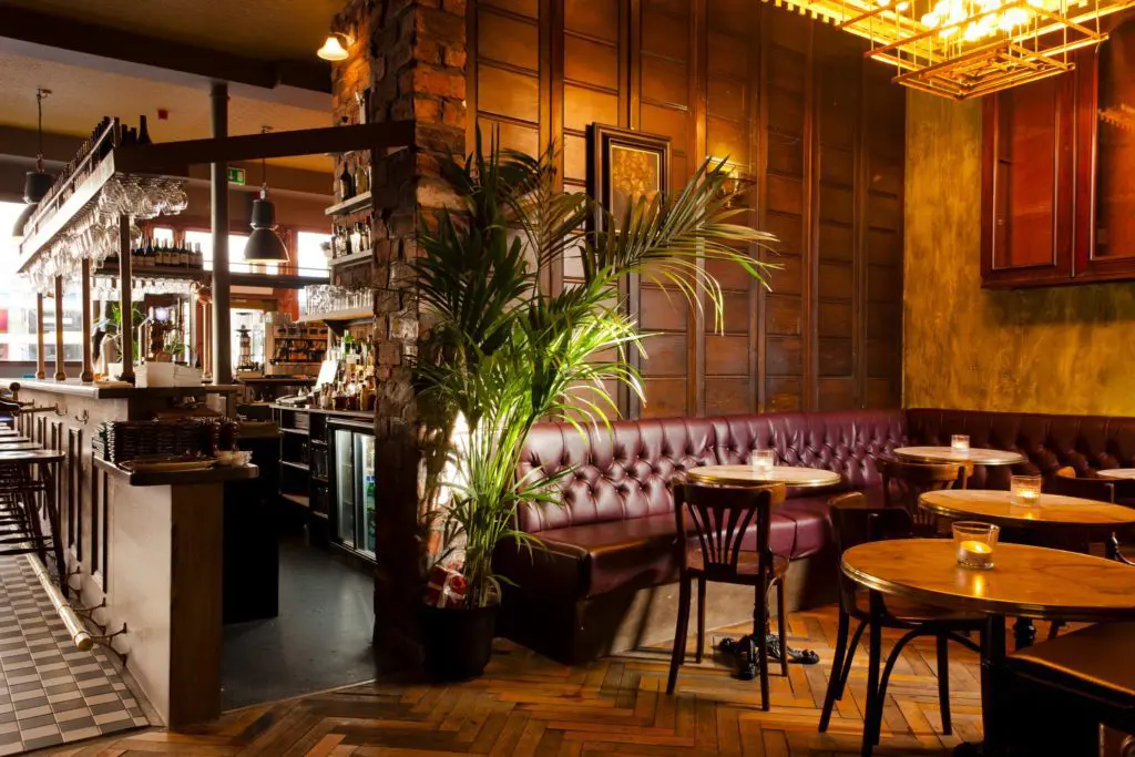 pubs in Glasgow's Finnieston