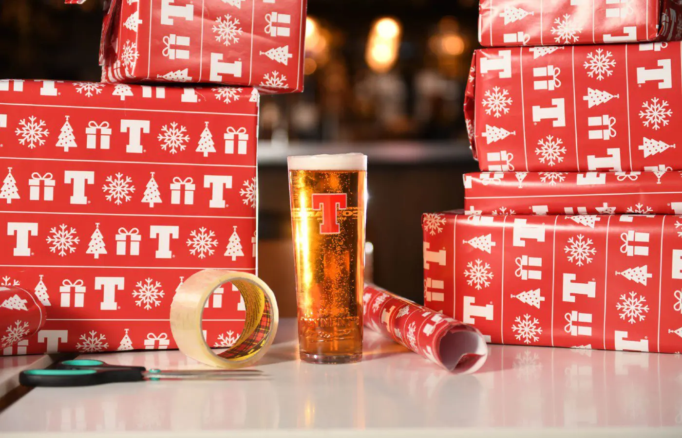 Tennent's gift-wrapping