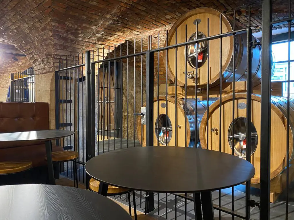 Campervan brewery bar Leith