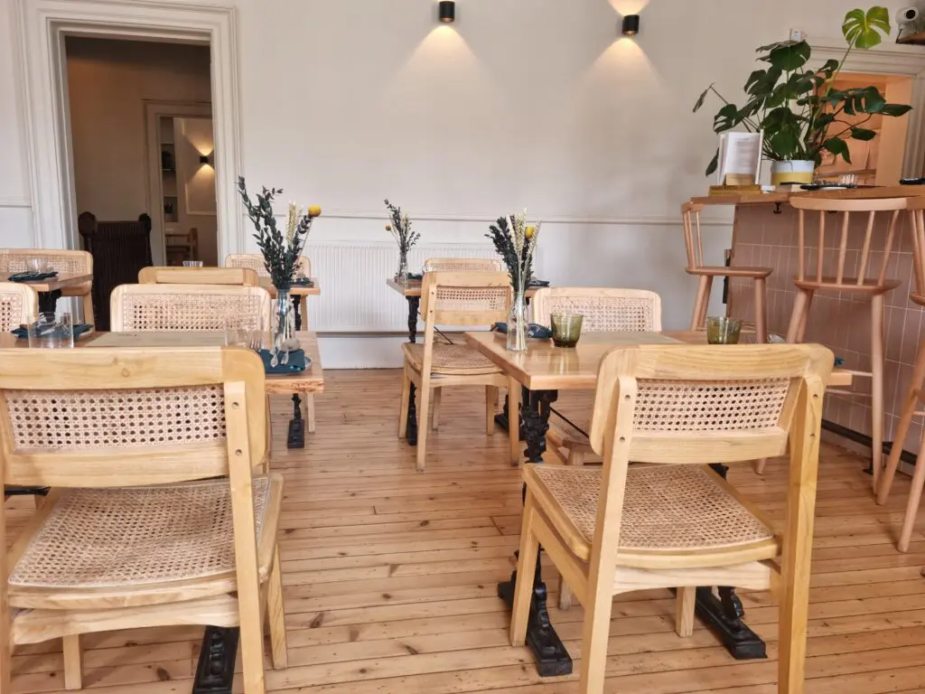 Tipo Edinburgh review