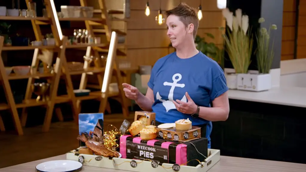 Scottish baker WeeCOOK pie Aldi