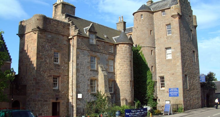 Dornoch Castle pop-up whisky bar to appear at Japan's Hankyu Department ...