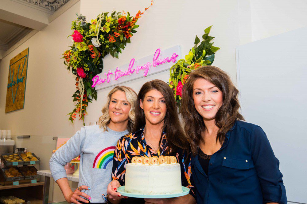 cake bar Glasgow three sisters bake