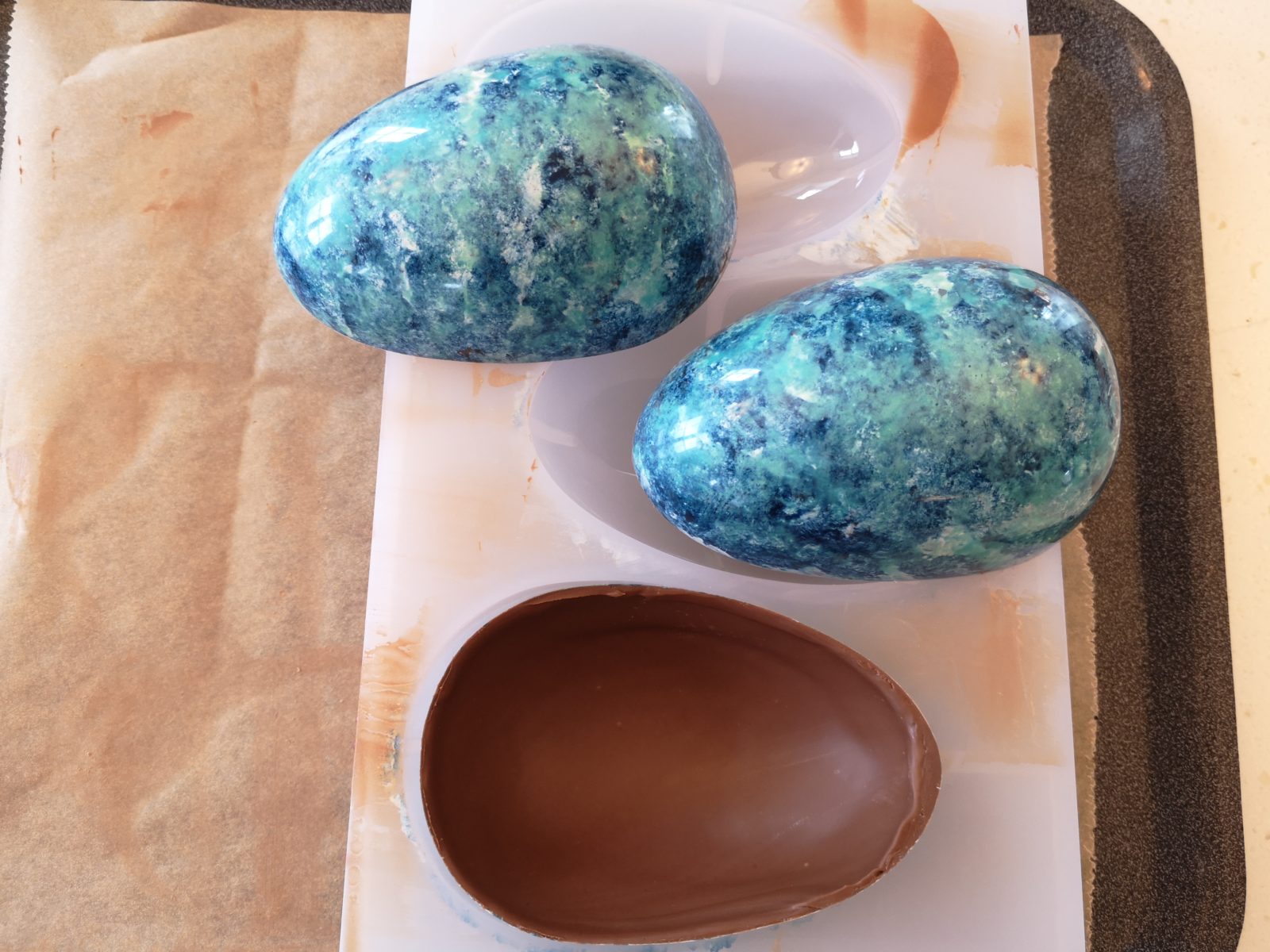 Easter Egg, Chocolate, Praline, Easter , Oval, Mold, Millimeter