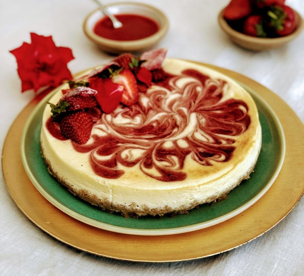 strawberry swirl baked cheesecake