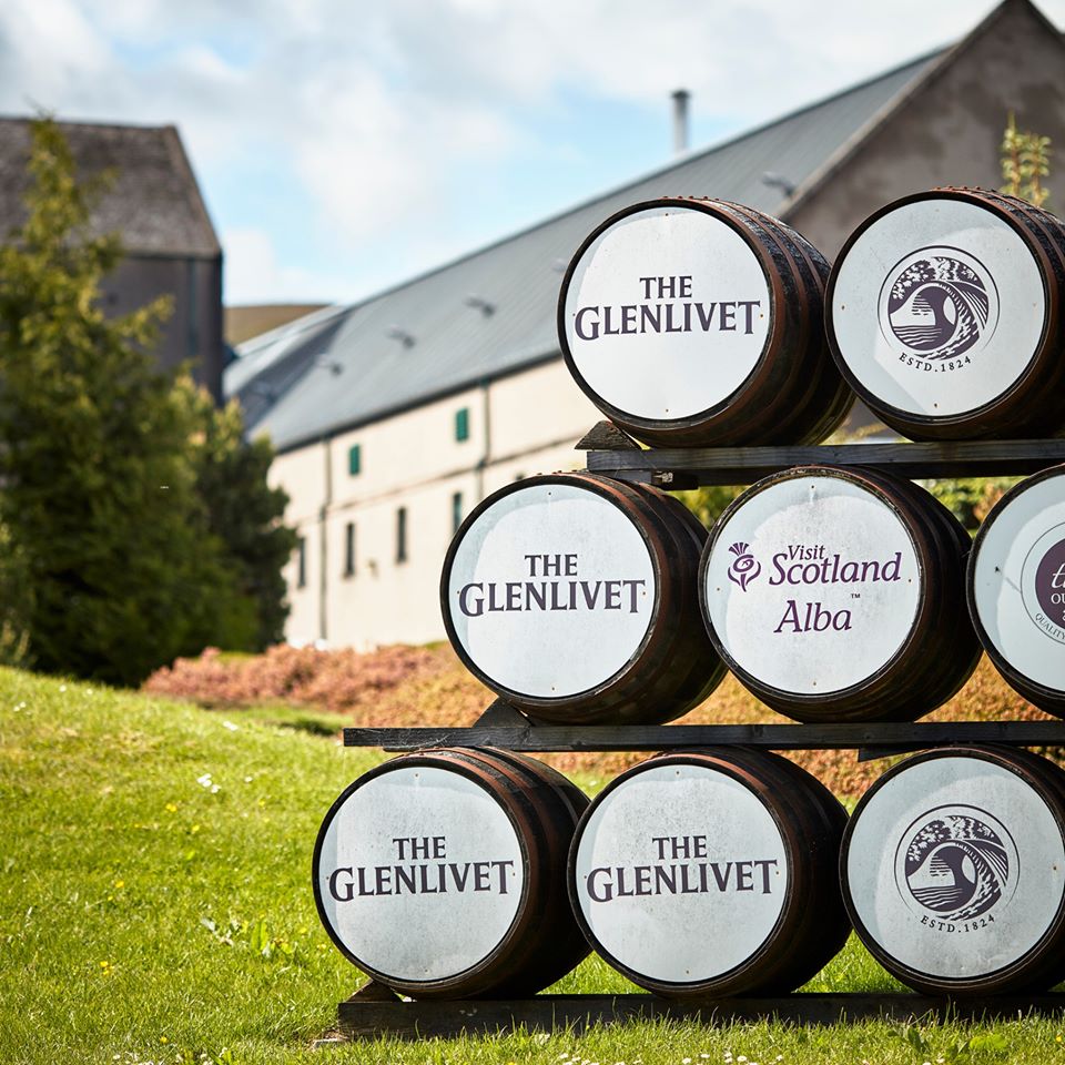 distillery opening times