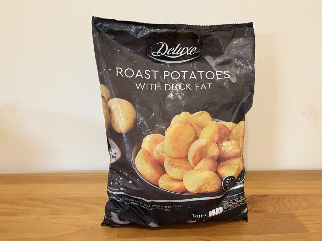 An image of the Lidl Deluxe Roast Potatoes 2023 sitting on a table