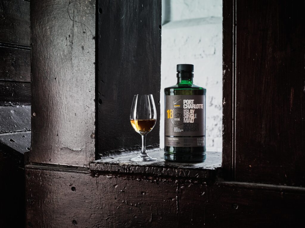 Port Charlotte Whisky de 18 años 2025